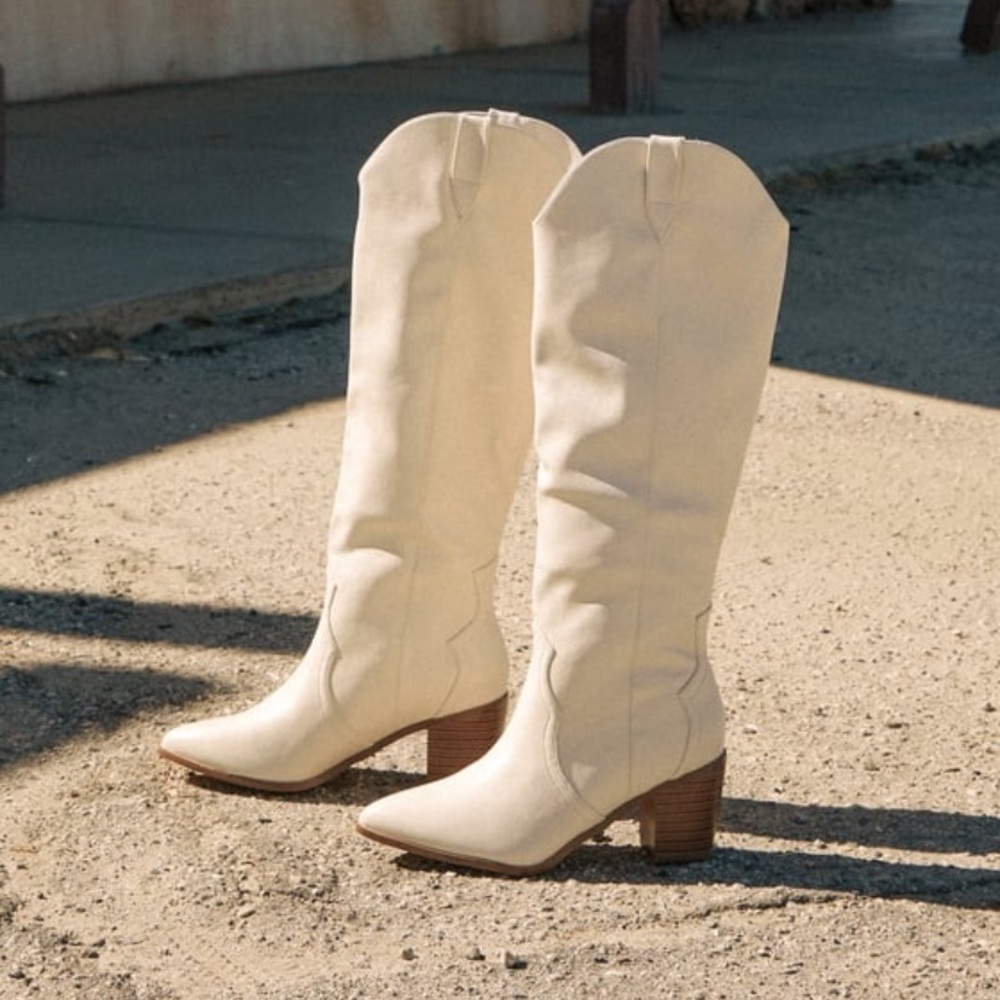 NIB Lulus Ramona knee high western cowgirl boots white cream